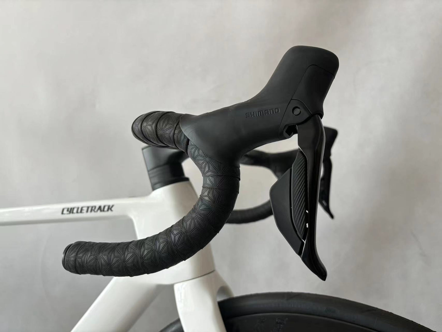 Sky Shimano 105-R7170 Di2